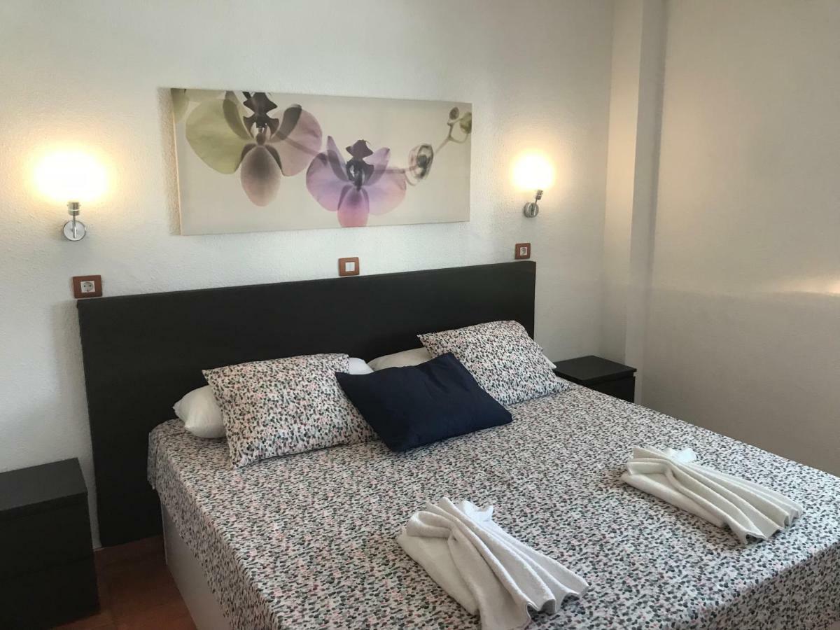 5 Min Walk From Yumbo 309-322 *